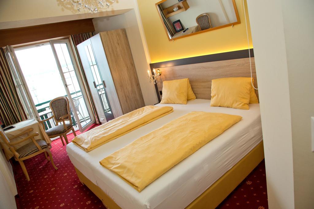 Villa Desiree - Hotel Garni - Adults Only Villach Exterior photo